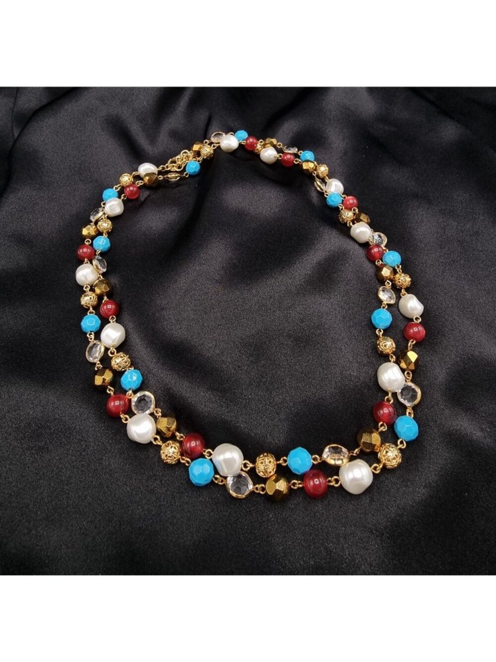 Rare Find Vintage Joan Rivers Long Necklace